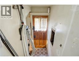 21 WEIR Street N - 30