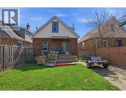 21 WEIR Street N - 35