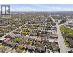 21 WEIR Street N - 40