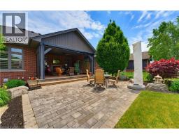 15 BLUENOSE Drive - 21