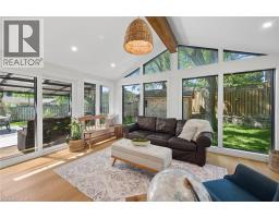 65 GILMOUR Crescent - 18