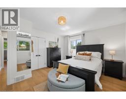 65 GILMOUR Crescent - 23