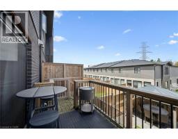 907 ROBERT FERRIE Drive - 33