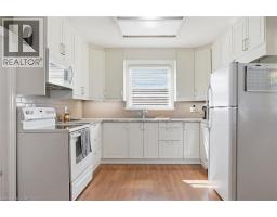 938 CLOVERLEAF Drive - 13