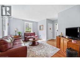 938 CLOVERLEAF Drive - 16