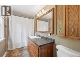 938 CLOVERLEAF Drive - 23