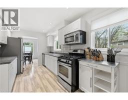 712 AUBURN Crescent - 5