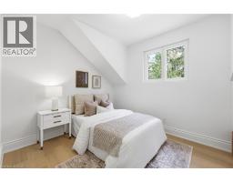 39 CREDIT Road - 38