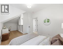 39 CREDIT Road - 39