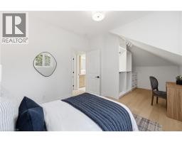 39 CREDIT Road - 41