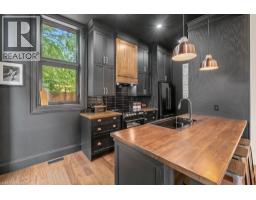 143 CATHARINE Street N - 10