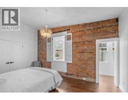 143 CATHARINE Street N - 17