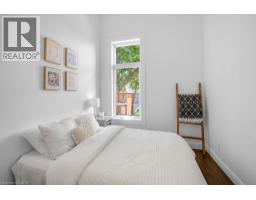 143 CATHARINE Street N - 25