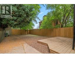 143 CATHARINE Street N - 27