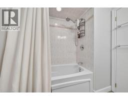 2209 CAROLINE Street - 18