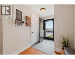 2 WORTON Avenue UnitNo. 4 - 3