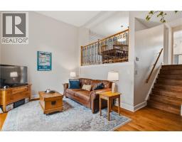 2 WORTON Avenue UnitNo. 4 - 5