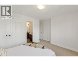 341 ZELLER Drive - 27