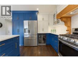 9 BURNSIDE Drive - 12
