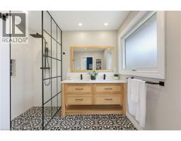 9 BURNSIDE Drive - 20