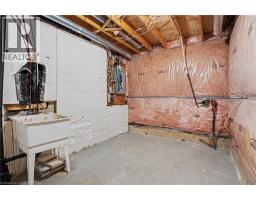 238 BLACKBURN Drive - 32
