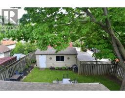56 BARONS Avenue N - 28