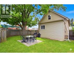 56 BARONS Avenue N - 34
