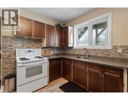 2 MILL Street E - 10