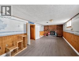 340 FAIRLAWN Street - 35
