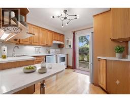 2410 CAVENDISH Drive - 6