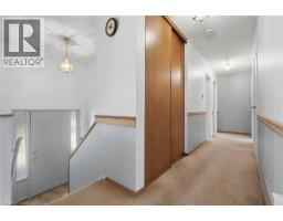 2410 CAVENDISH Drive - 9