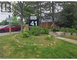 41 VALLEYVIEW Road UnitNo. 11 - 1