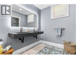 44 PIONEER RIDGE Drive - 47