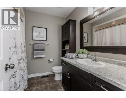 38 TAN Avenue - 18