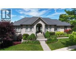 139 MANNHEIM Crescent - 1