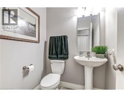 139 MANNHEIM Crescent - 24