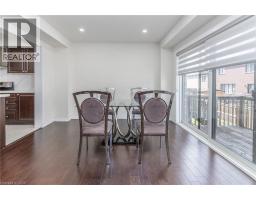 32 HEDGES Crescent - 9