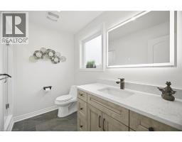 41 PLAINSMAN Road - 20