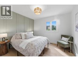 60 NETHERCOTT Drive - 16