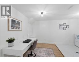 60 NETHERCOTT Drive - 27
