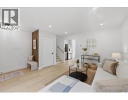 60 NETHERCOTT Drive - 5