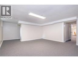 11 DROMORE Crescent - 36