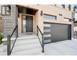 552 NATHALIE Crescent - 6