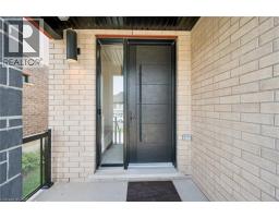 552 NATHALIE Crescent - 7