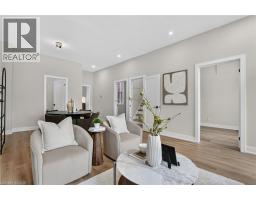 118 CATHCART Street - 10
