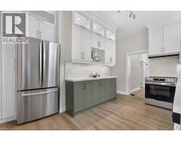 118 CATHCART Street - 26