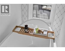 118 CATHCART Street - 36