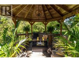 2134 MAPLEWOOD Road - 42