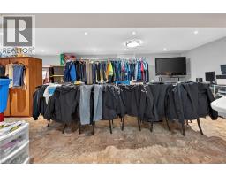 47 HANNON Crescent - 30
