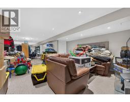 47 HANNON Crescent - 35
